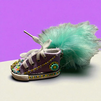 Bedazzled Converse Shoe Keychain – Summer Bees