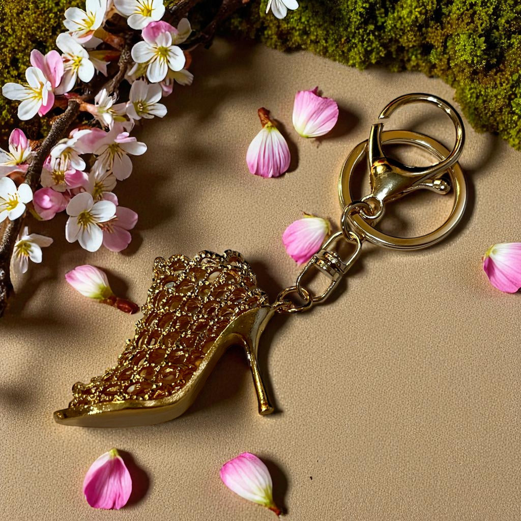 Gold Ascent Hallow Design High Heel Pump Keychain