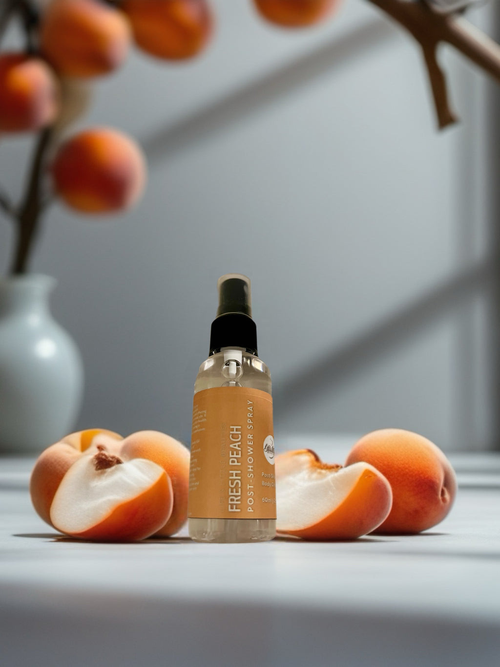Body Oil Spray: Fresh Peach Scented Hydrating Mist (60ml)