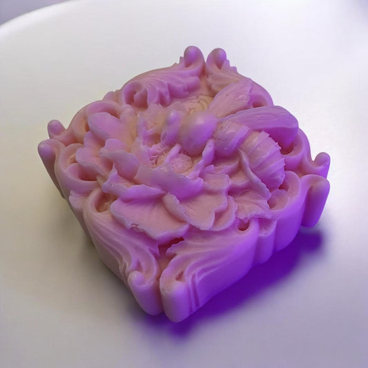 Vanilla Rose Summer Bee Bar Soap