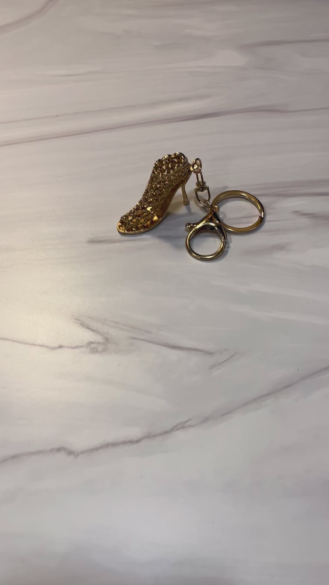 Gold Ascent Hallow Design High Heel Pump Keychain